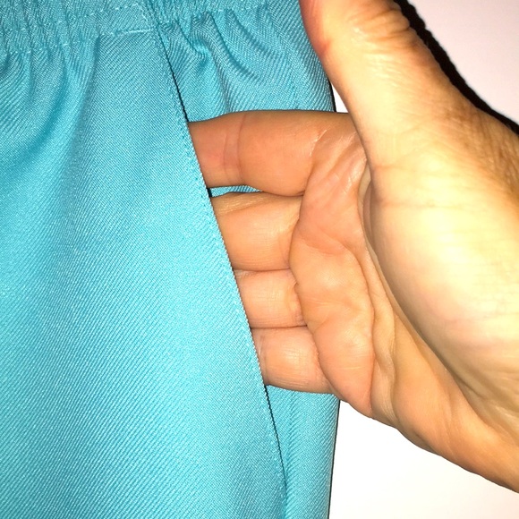 Alfred Dunner size 14, excellent cond, machine wash cold, 100 percent polyester - Picture 3 of 5